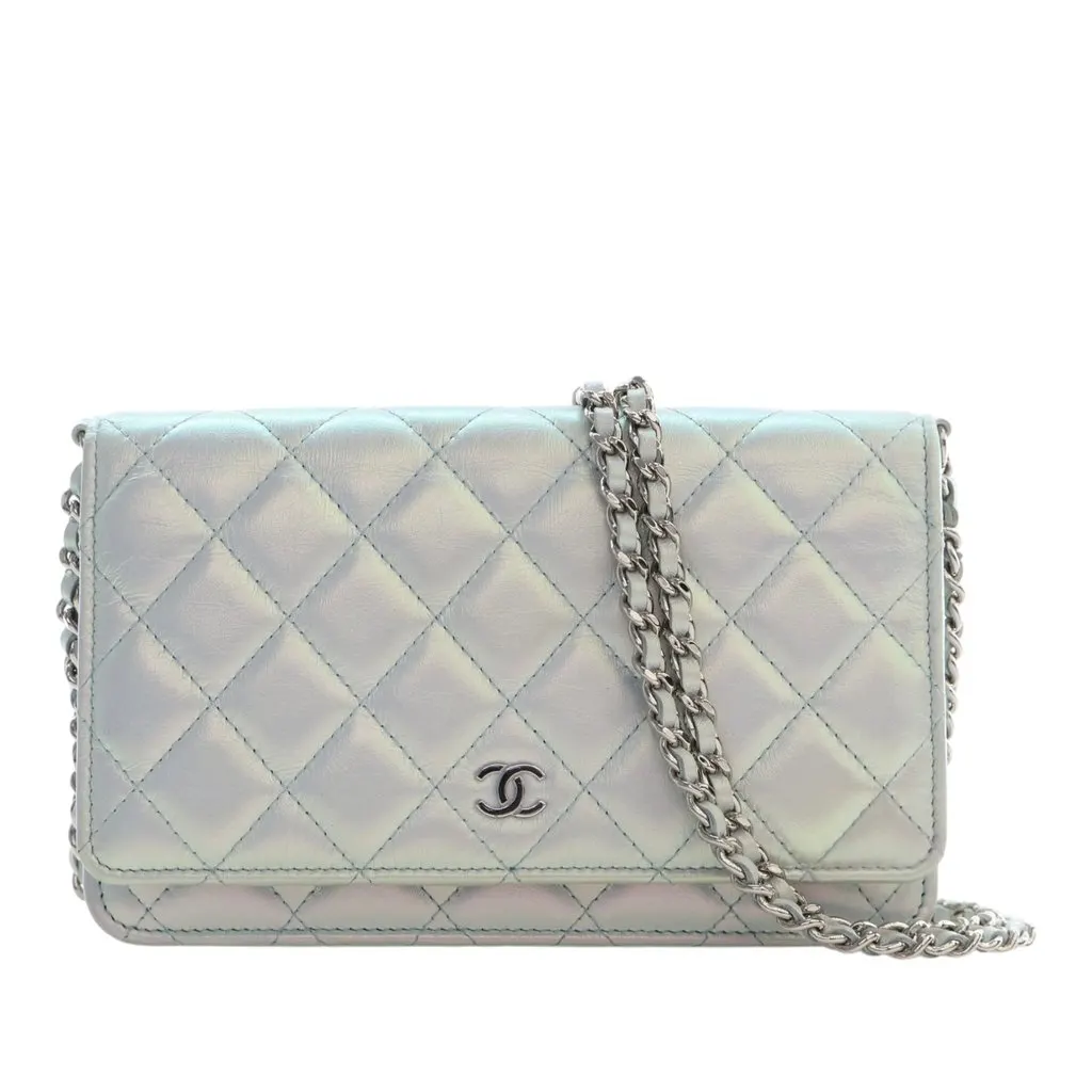 Chanel CC Quilted Iridescent Lambskin Wallet on Chain White Leather Very good - Front View