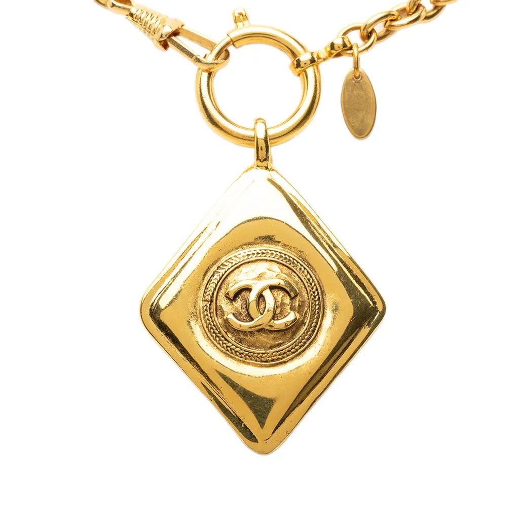 Chanel CC Gold Plated Diamond Shape Pendant Necklace Gold Metal Very good - Back View