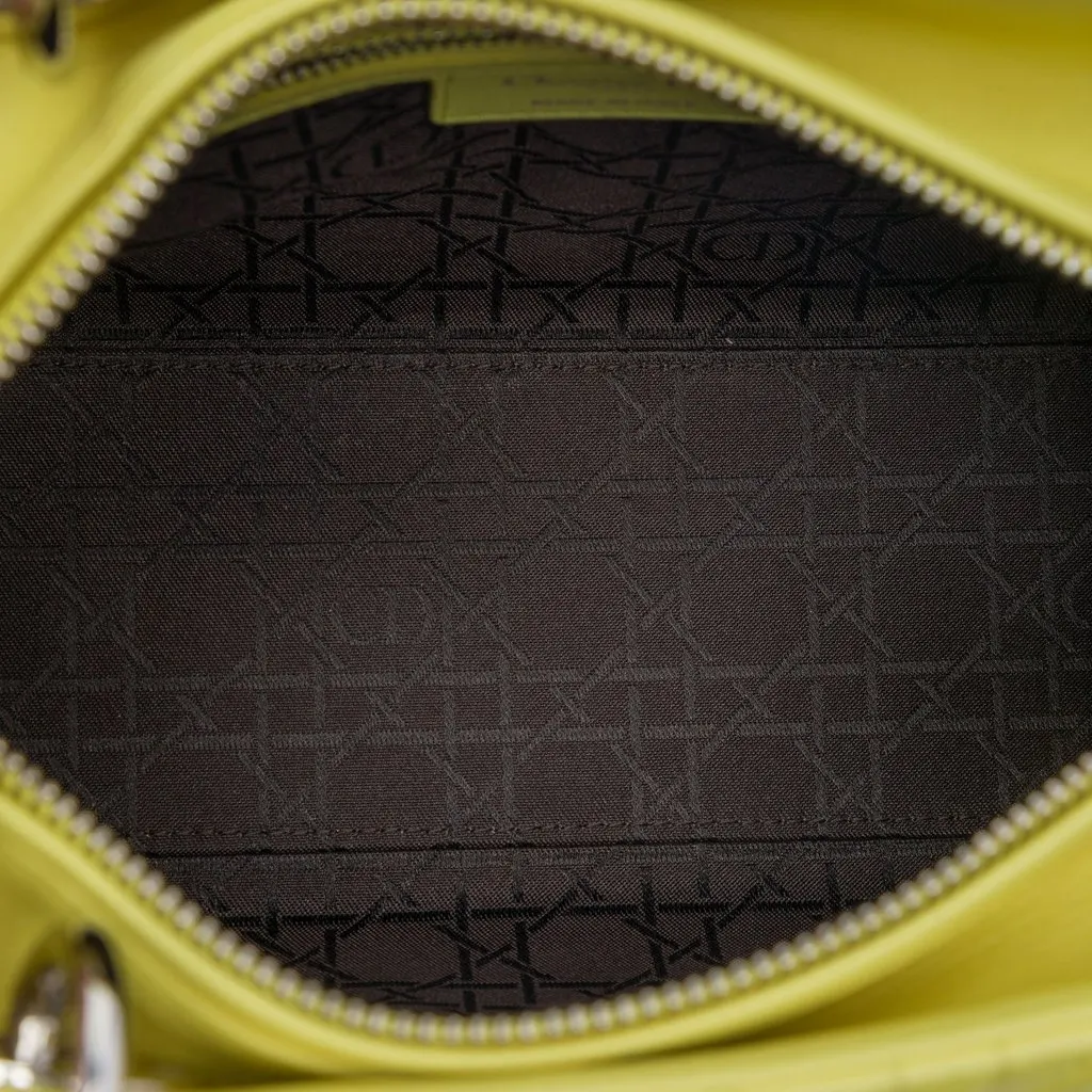 Dior Medium Lambskin Cannage Lady Dior Yellow Leather Very good - Model View