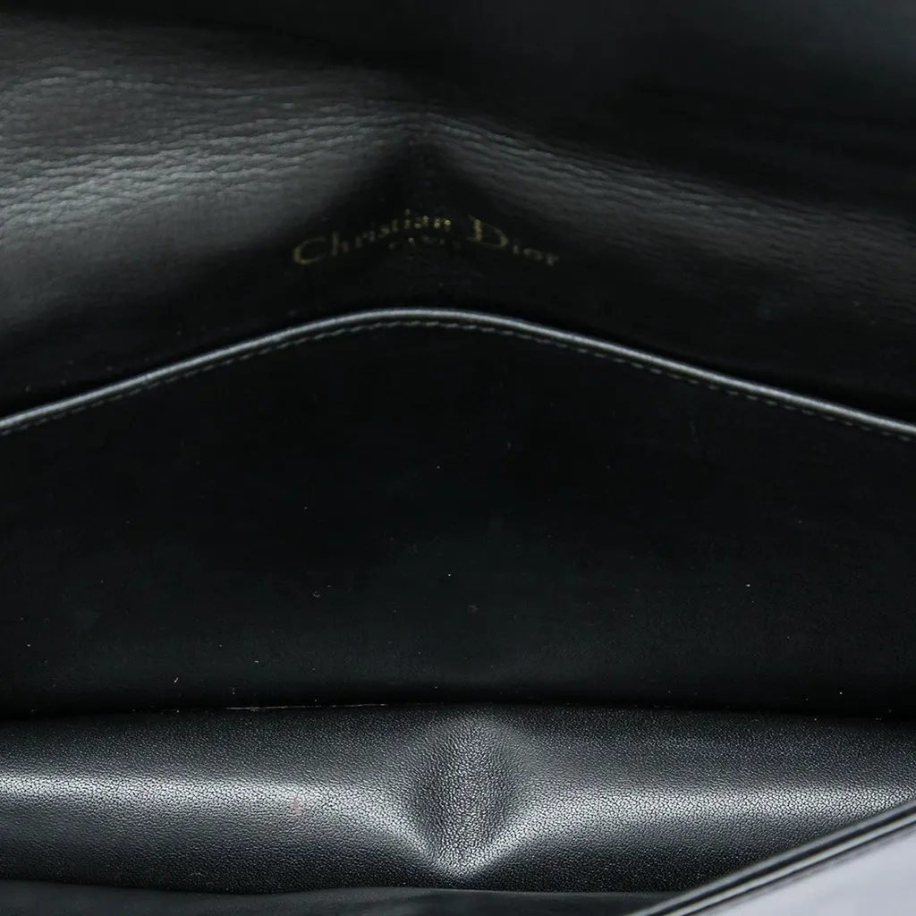 Dior Patent Cannage Lady Dior Chain Convertible Clutch Black Leather Very good - Model View