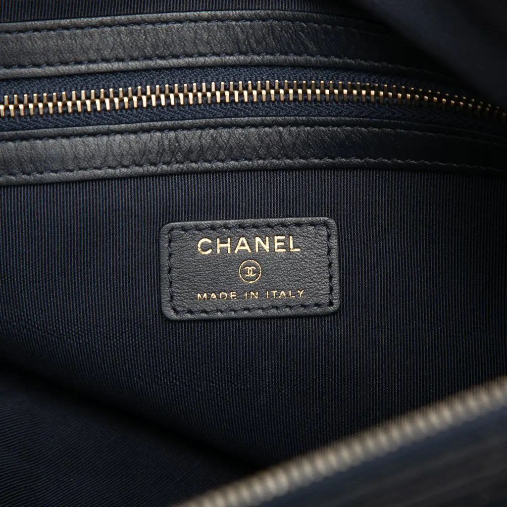 Chanel Large Quilted Caviar Boy O Case Clutch Blue Leather Very good - Box View
