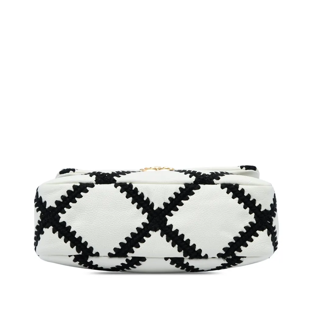 Chanel Medium Crochet Calfskin 19 Flap White Leather Very good - Inside View