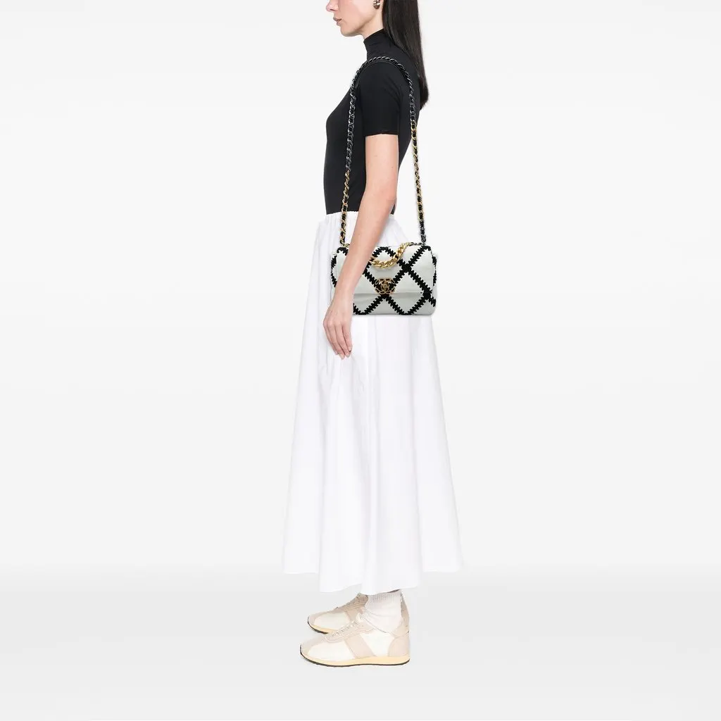 Chanel Medium Crochet Calfskin 19 Flap White Leather Very good - Box View