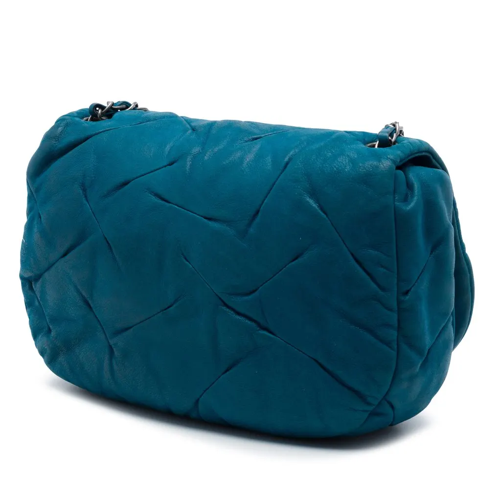 Chanel Iridescent Calfskin East Glint Flap Blue Leather Very good - Back View