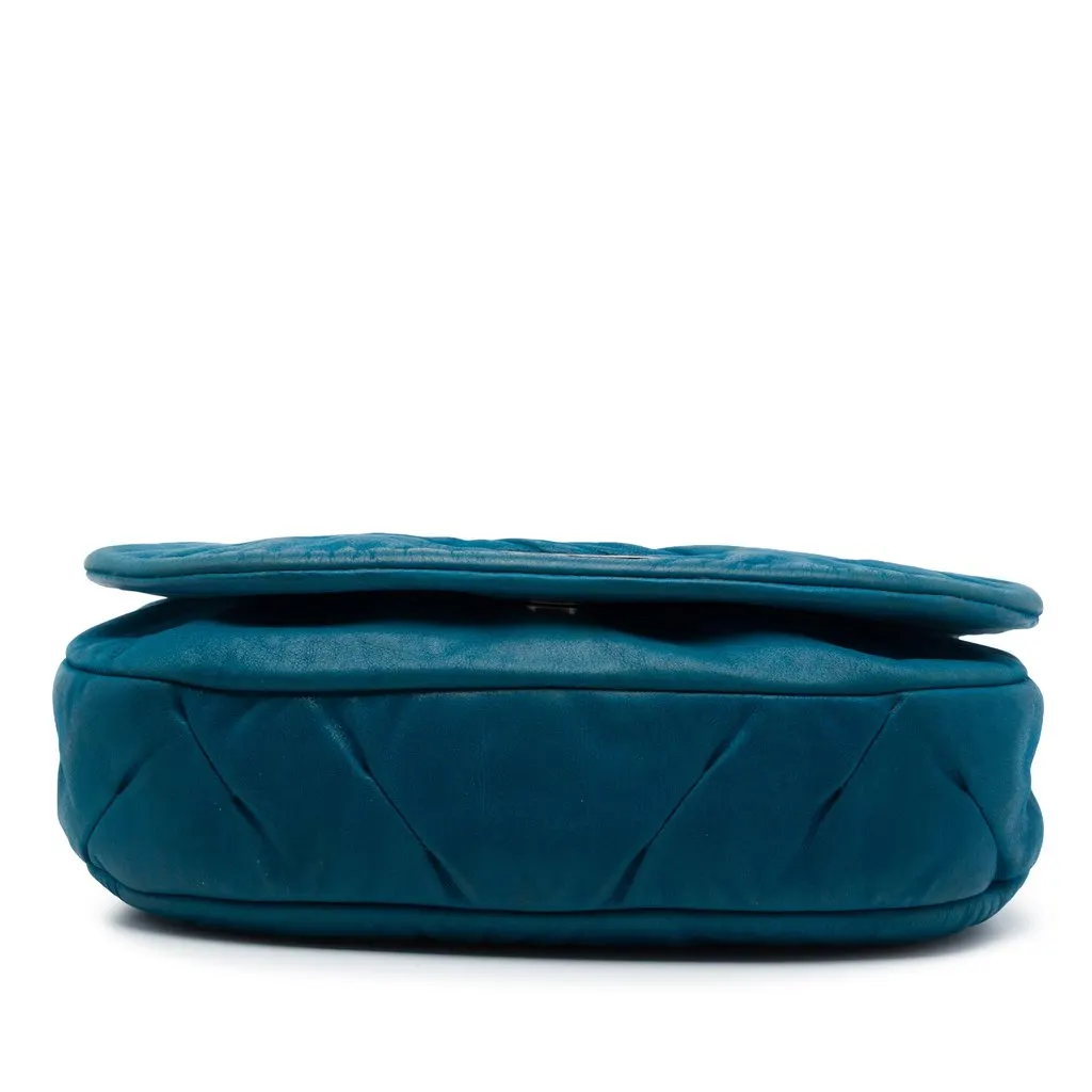 Chanel Iridescent Calfskin East Glint Flap Blue Leather Very good - Inside View