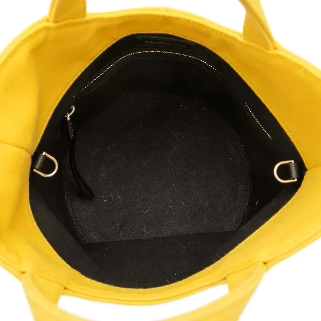 Balenciaga Canvas Wave Bucket Bag XS Yellow Very good - Model View