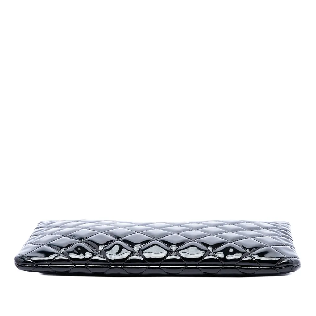 Chanel Medium Quilted Patent O Case Clutch Black Leather Good - Inside View