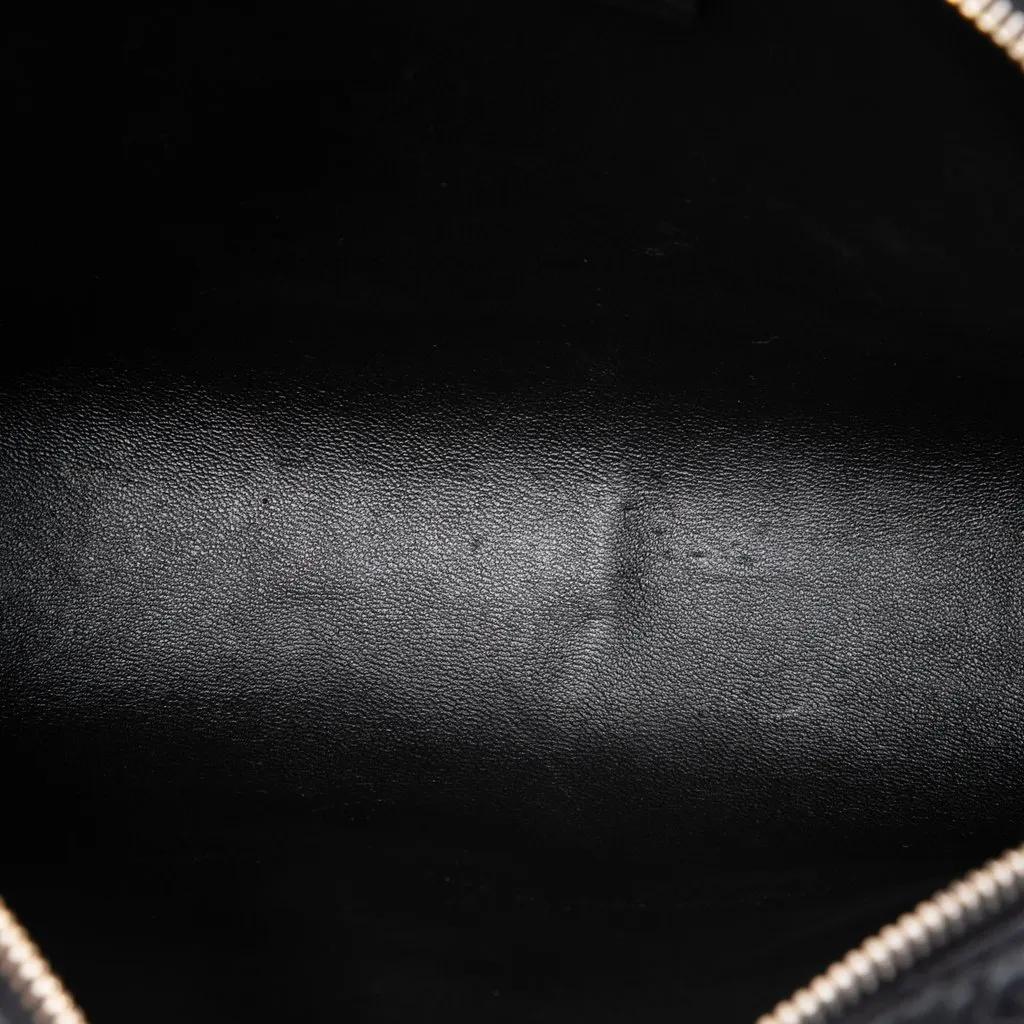 Gucci Guccissima Clutch Black Leather Very good - Model View