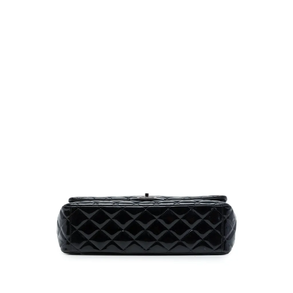 Chanel Maxi Classic Patent Double Flap Black Leather Very good - Inside View