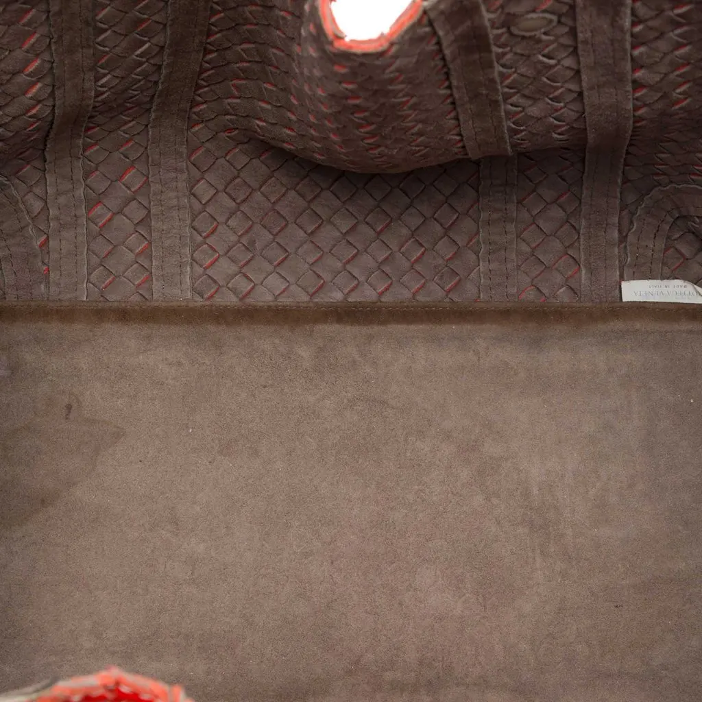 Bottega Veneta XL Nappa Intrecciato Stitch Tote Orange Leather Very good - Model View