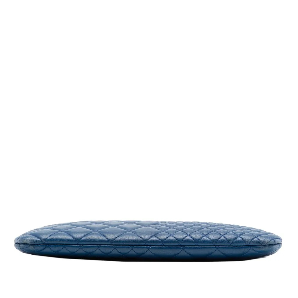 Chanel Medium Bi Quilted Lambskin O Case Clutch Blue Leather Very good - Inside View