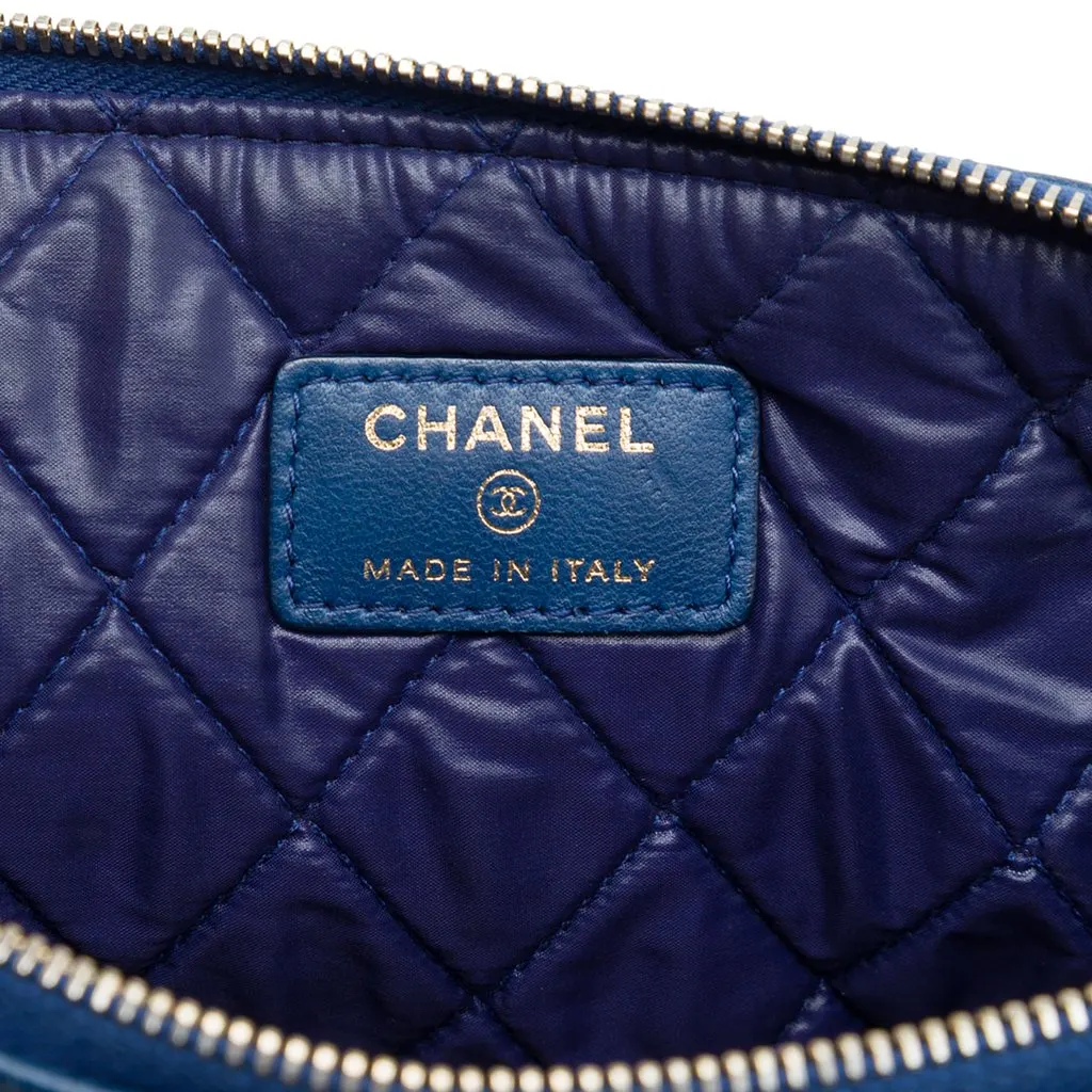 Chanel Medium Bi Quilted Lambskin O Case Clutch Blue Leather Very good - Box View