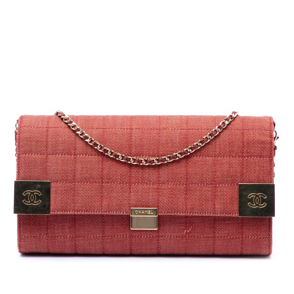 Chanel CC Choco Bar Denim Chain Flap Red Very good - Front View