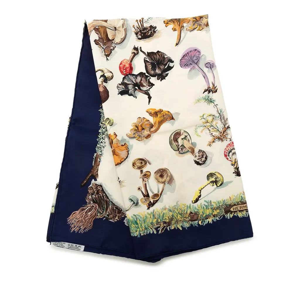 Hermès Les Champignons Carre Silk Scarf 90