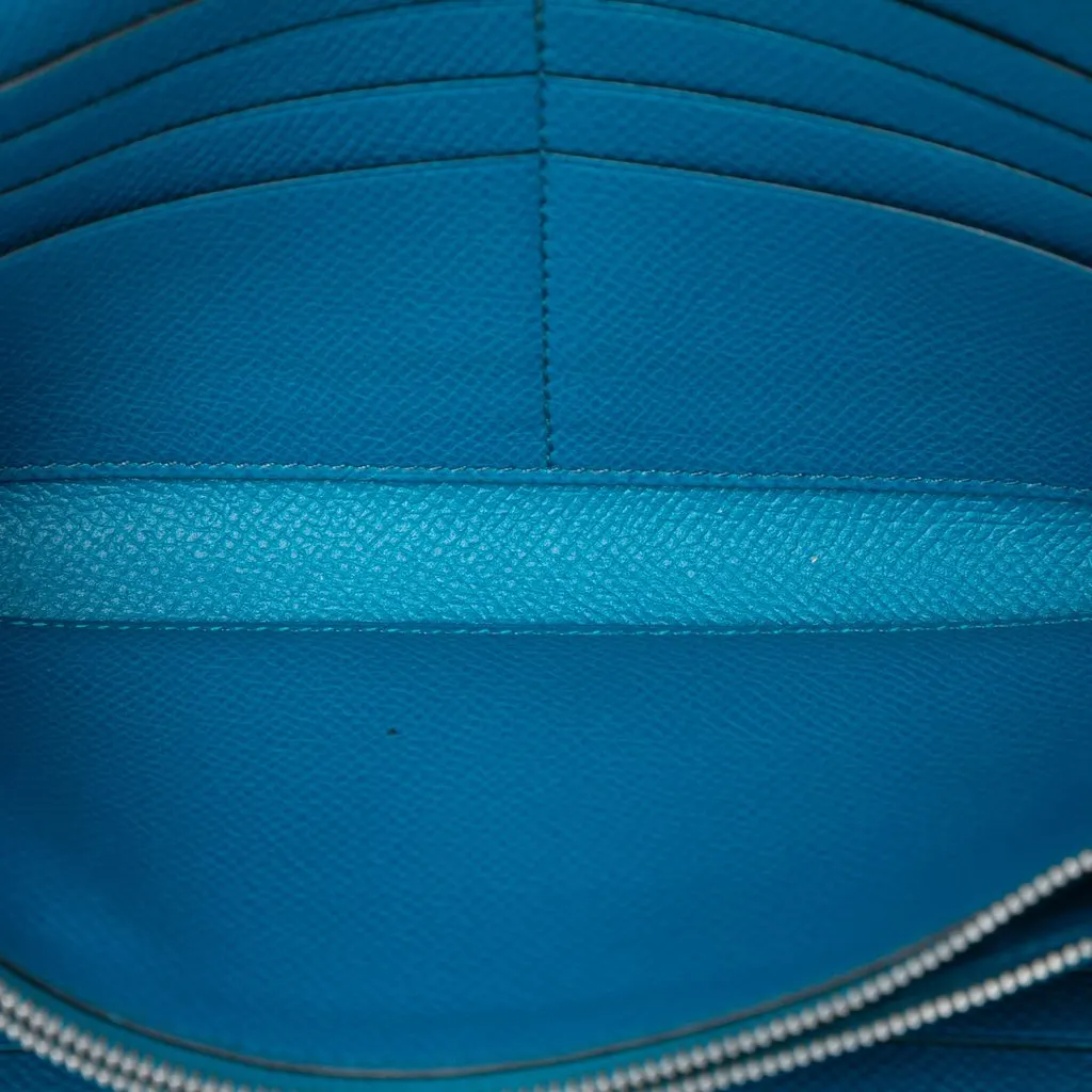 Hermès Epsom Kelly Trifold Long Wallet Blue Leather Good - Model View