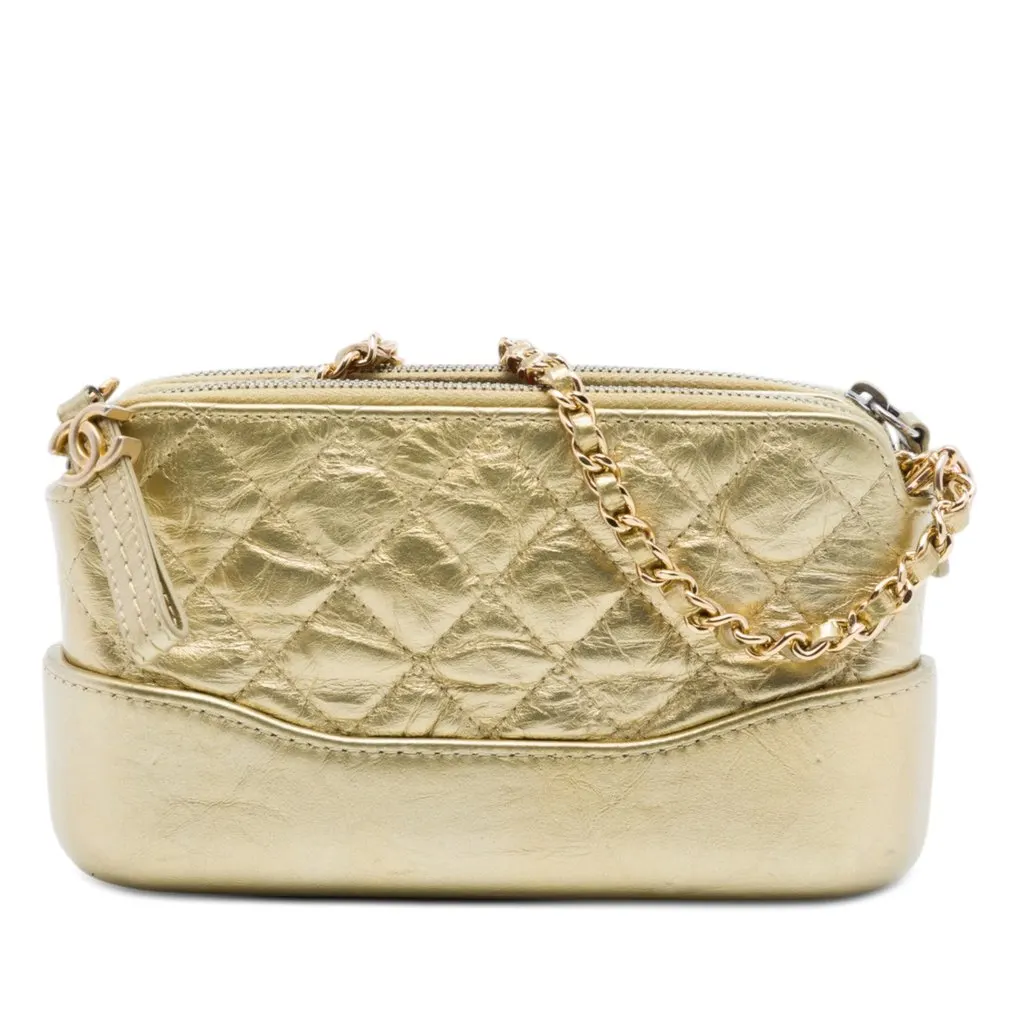 Chanel Quilted Metallic Aged Calfskin Gabrielle Clutch With Chain Gold Leather Very good - Front View