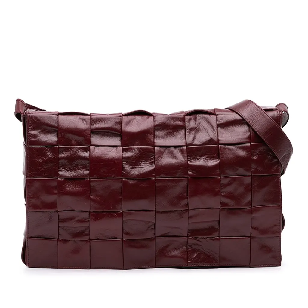 Bottega Veneta Paper Calfskin Intrecciato Cassette Crossbody Red Leather Very good - Front View