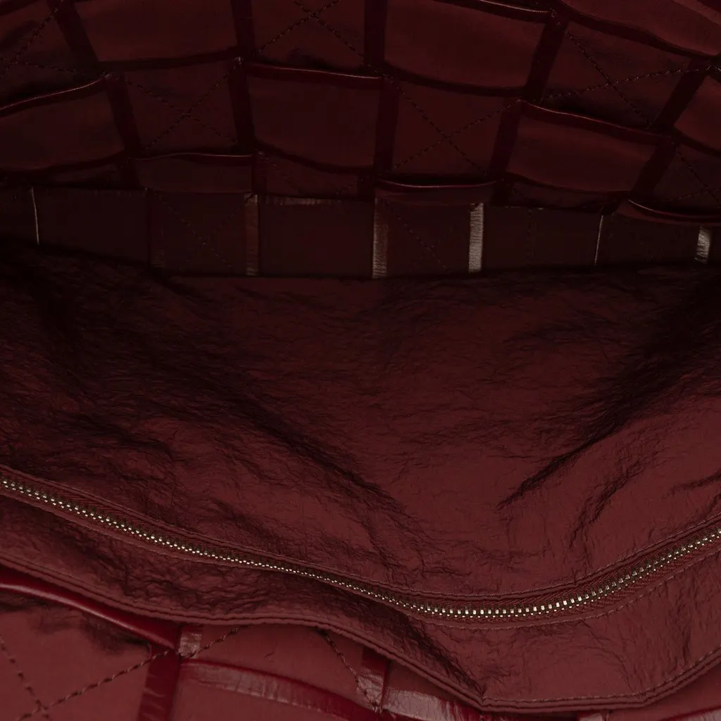 Bottega Veneta Paper Calfskin Intrecciato Cassette Crossbody Red Leather Very good - Model View