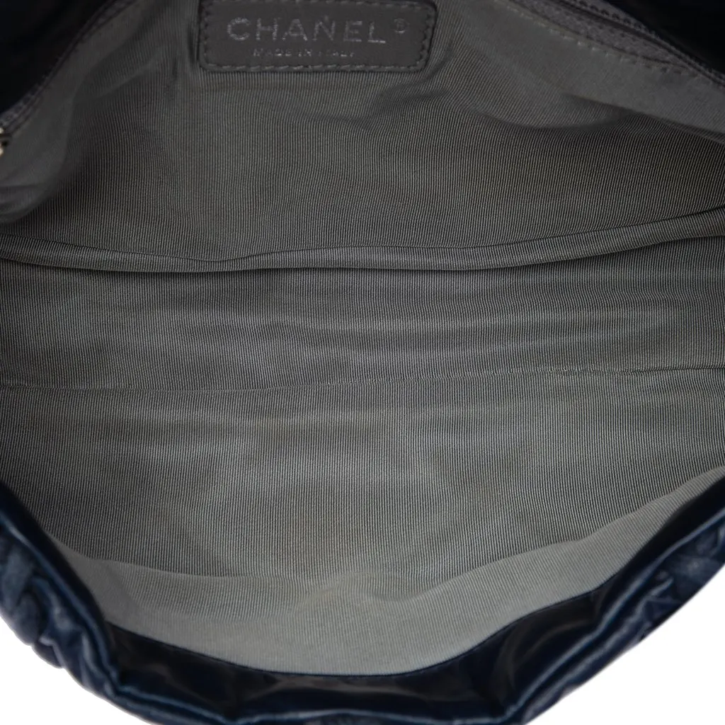 Chanel Medium Quilted Crinkled Calfskin Ultra Stitch Flap Blue Leather Very good - Model View