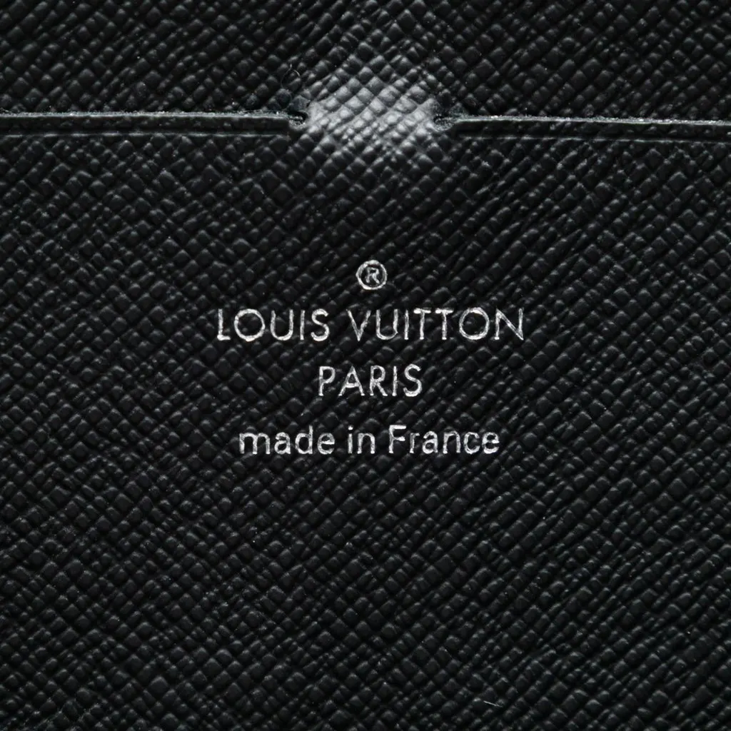 Louis Vuitton Damier Graphite Pochette Voyage MM Black Very good - Box View
