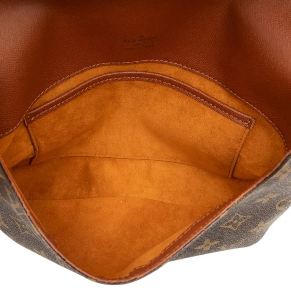 Louis Vuitton Monogram Musette Tango Short Strap Brown Very good - Model View