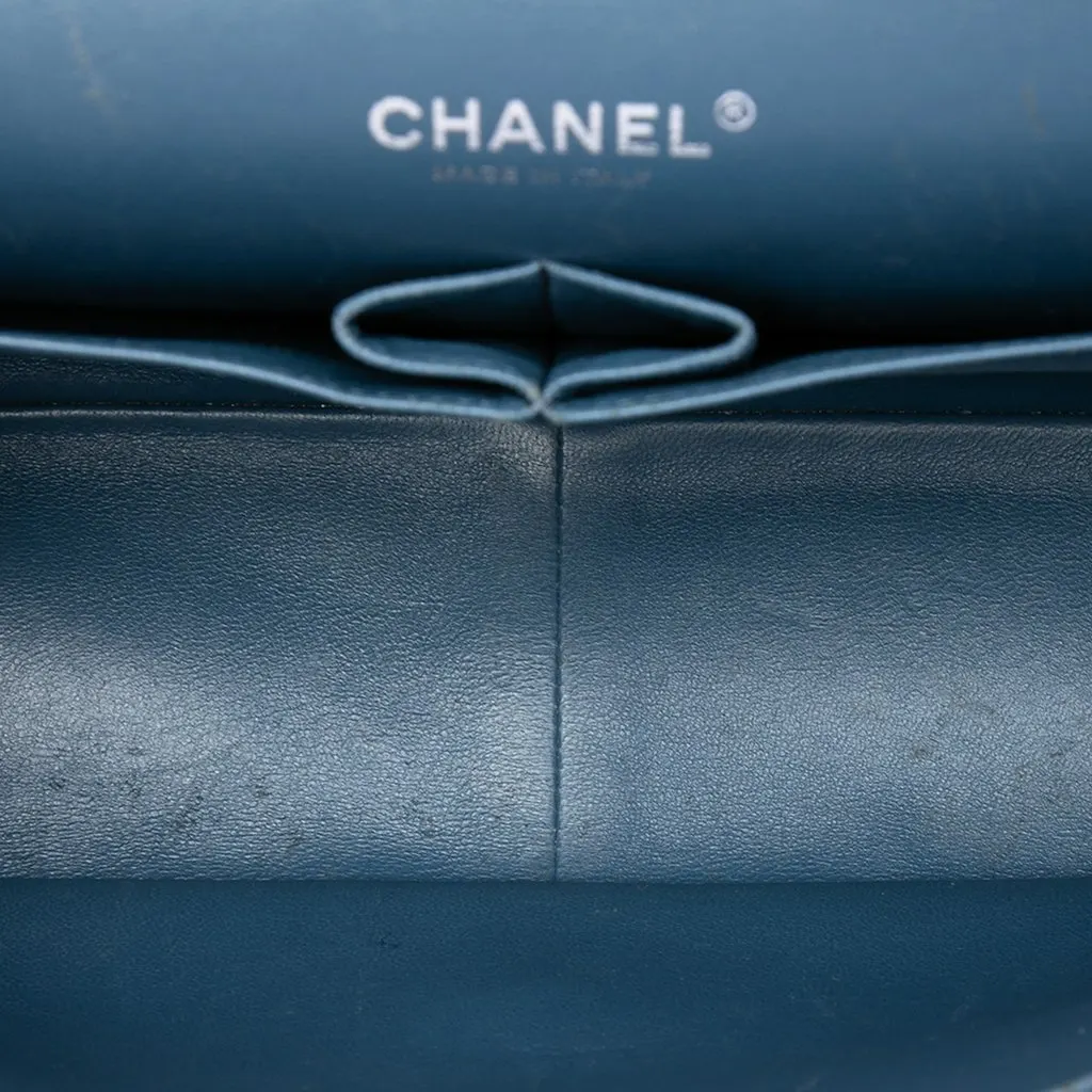Chanel Jumbo Classic Caviar Double Flap Blue Leather Very good - Model View