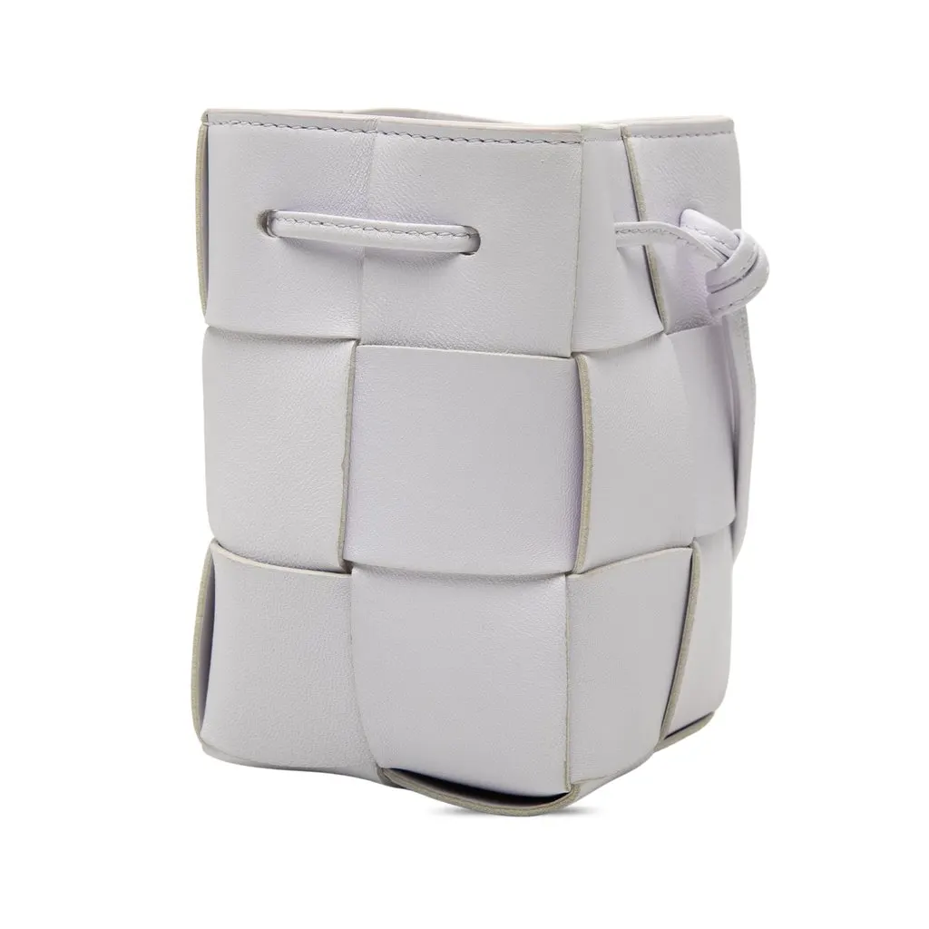 Bottega Veneta Mini Nappa Maxi Intrecciato Cassette Bucket Bag White Leather Very good - Back View