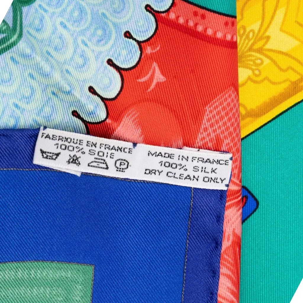 Hermès Hommage a lAmtie Franco Hellenique Silk Scarf 90 Green Silk Very good - Model View