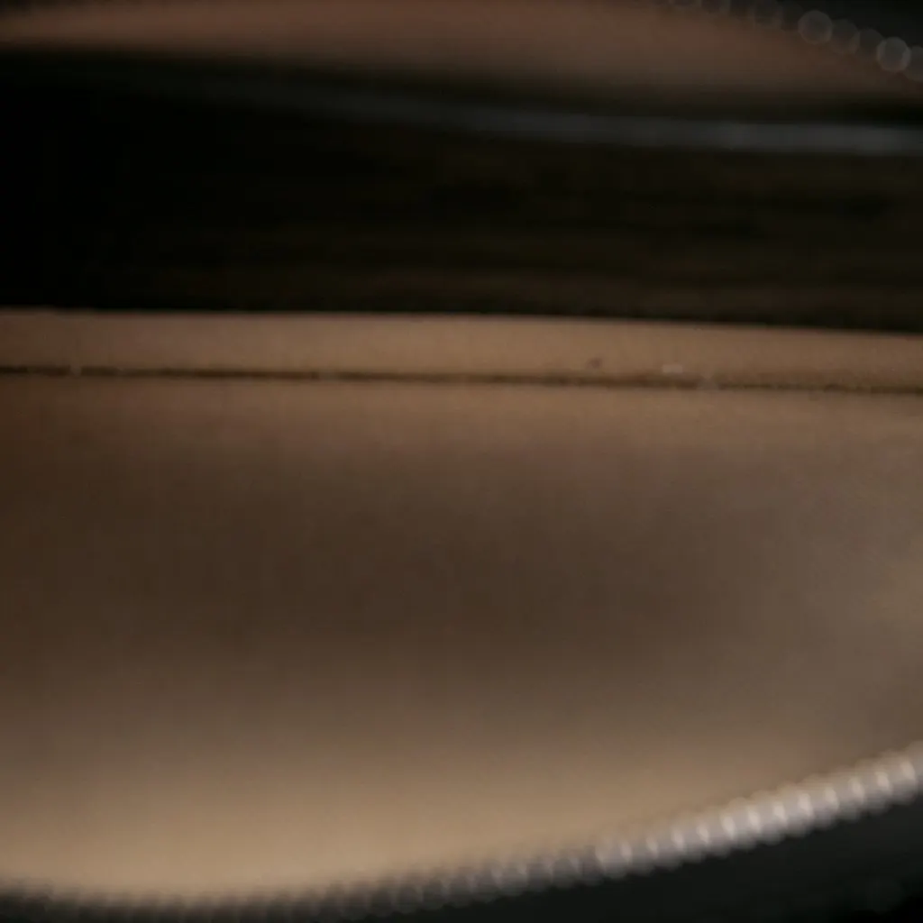 Jacquemus Croc Embossed Leather Le Petit Bisou Chain Shoulder Bag Black Leather Very good - Model View
