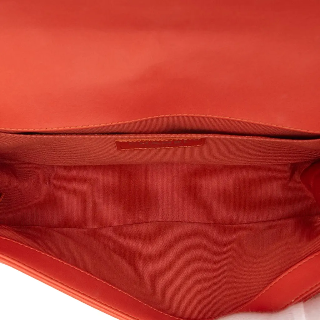 Chanel Medium Tweed and Lambskin Boy Flap Orange Very good - Model View