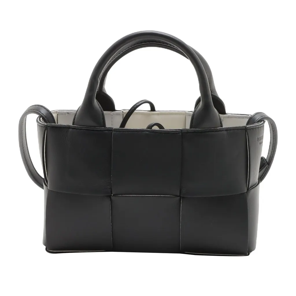 Bottega Veneta Candy Nappa Maxi Intrecciato Arco Tote Black Leather Very good - Front View