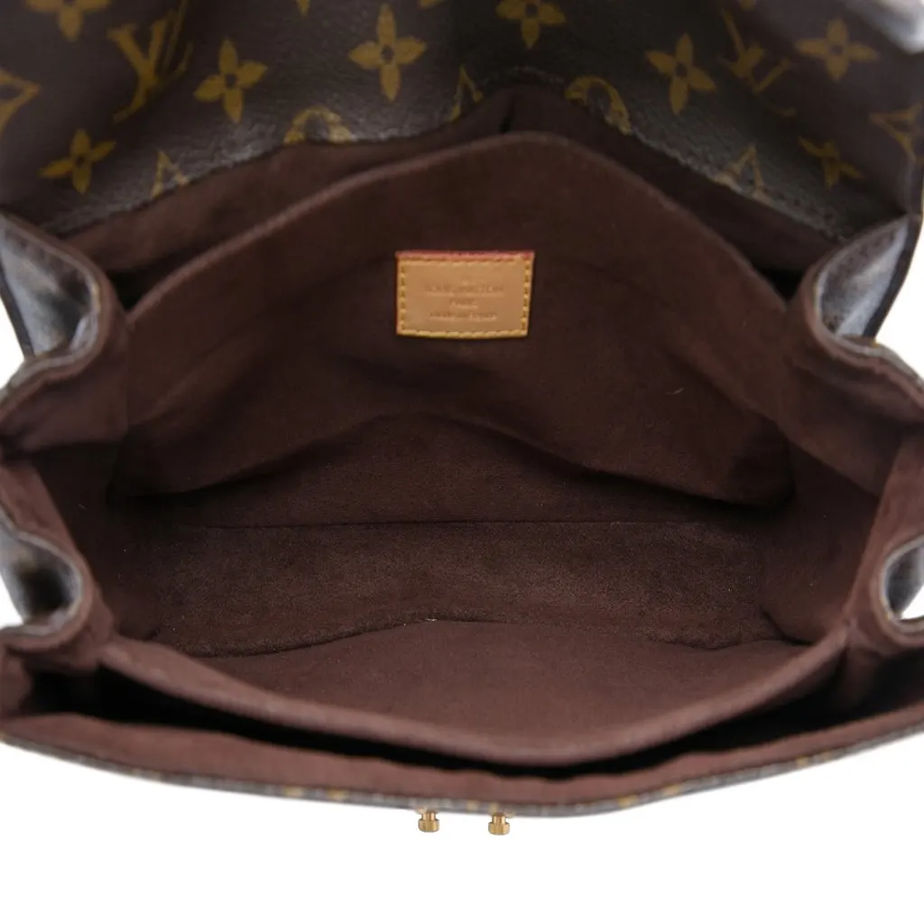Louis Vuitton Monogram Pochette Metis Brown Very good - Model View