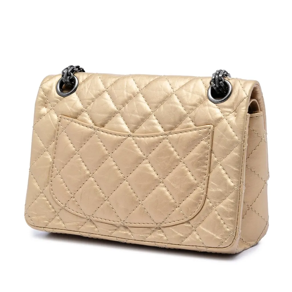 Chanel Quilted Aged Calfskin Reissue 2.55 Double Flap 224 Gold Leather Very good - Back View
