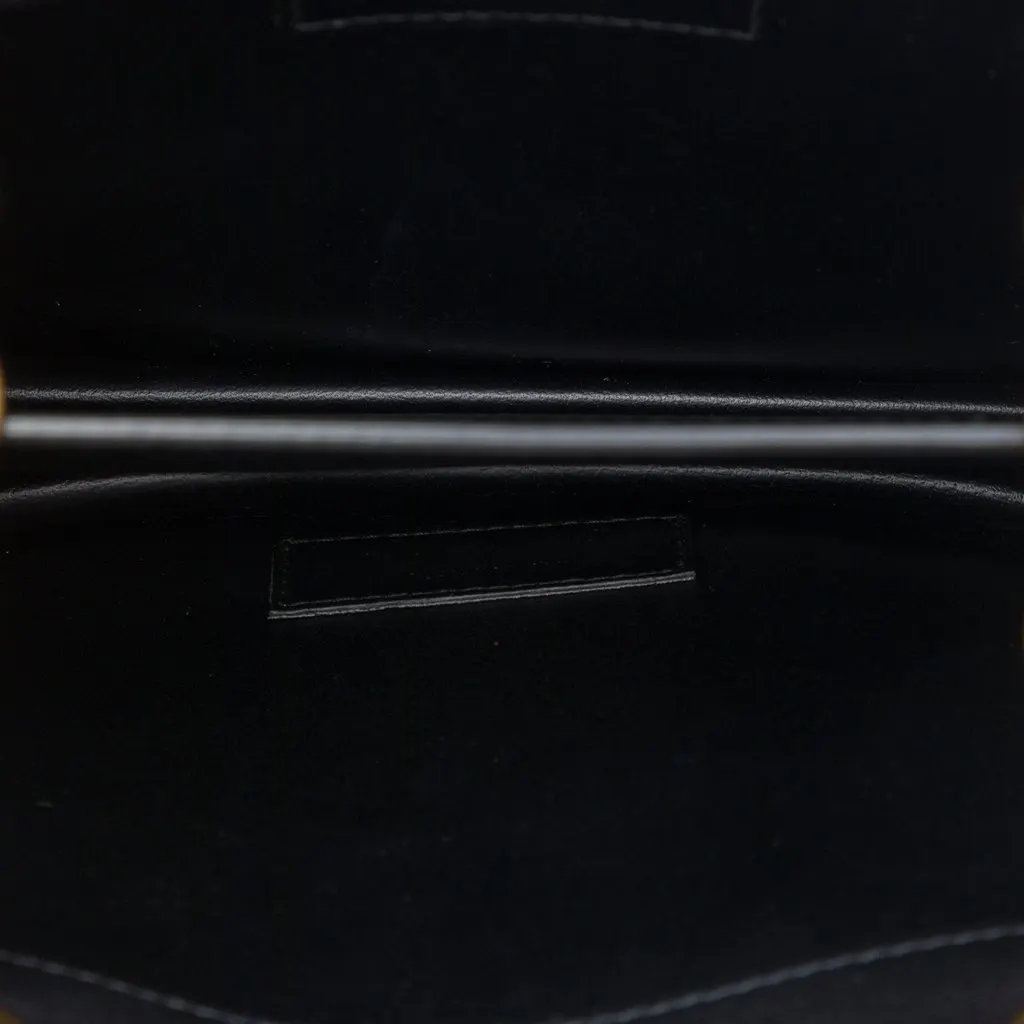 Saint Laurent Quilted Calfskin Le Maillon Square Chain Crossbody Black Leather Very good - Model View
