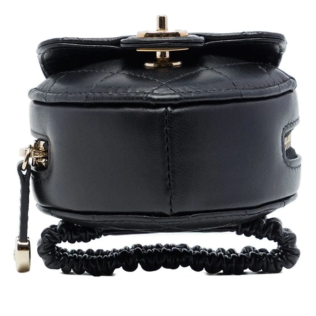 Chanel Lambskin CC In Love Heart Zipped Arm Coin Purse Black Leather Very good - Inside View