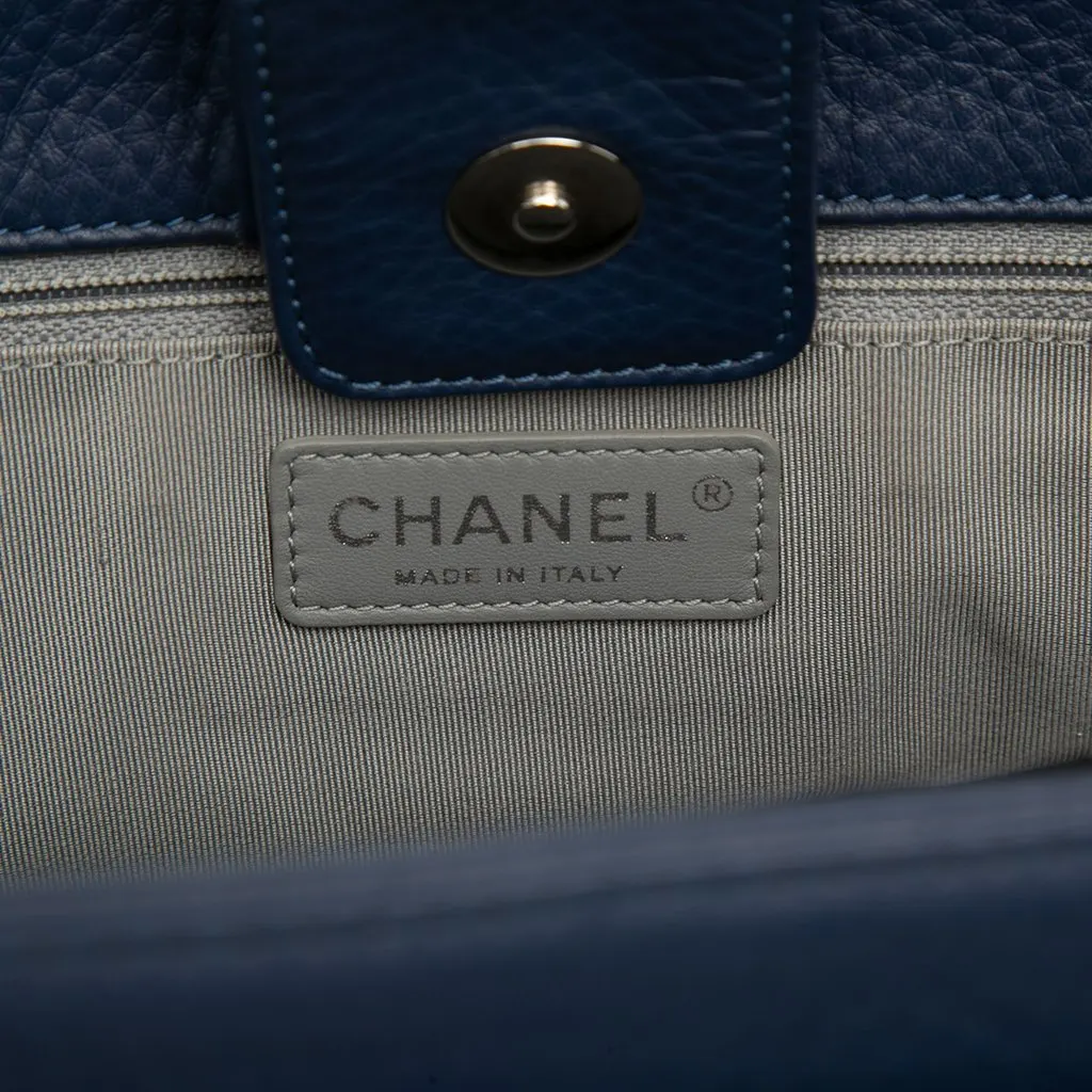 Chanel Medium Calfskin Executive Cerf Tote Blue Leather Very good - Box View