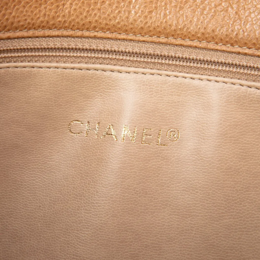 Chanel CC Caviar Shoulder Bag Beige Leather Very good - Box View