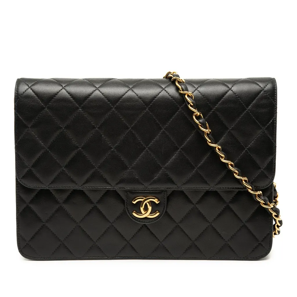 Chanel Medium CC Quilted Lambskin Single Flap Black Leather Very good - Front View
