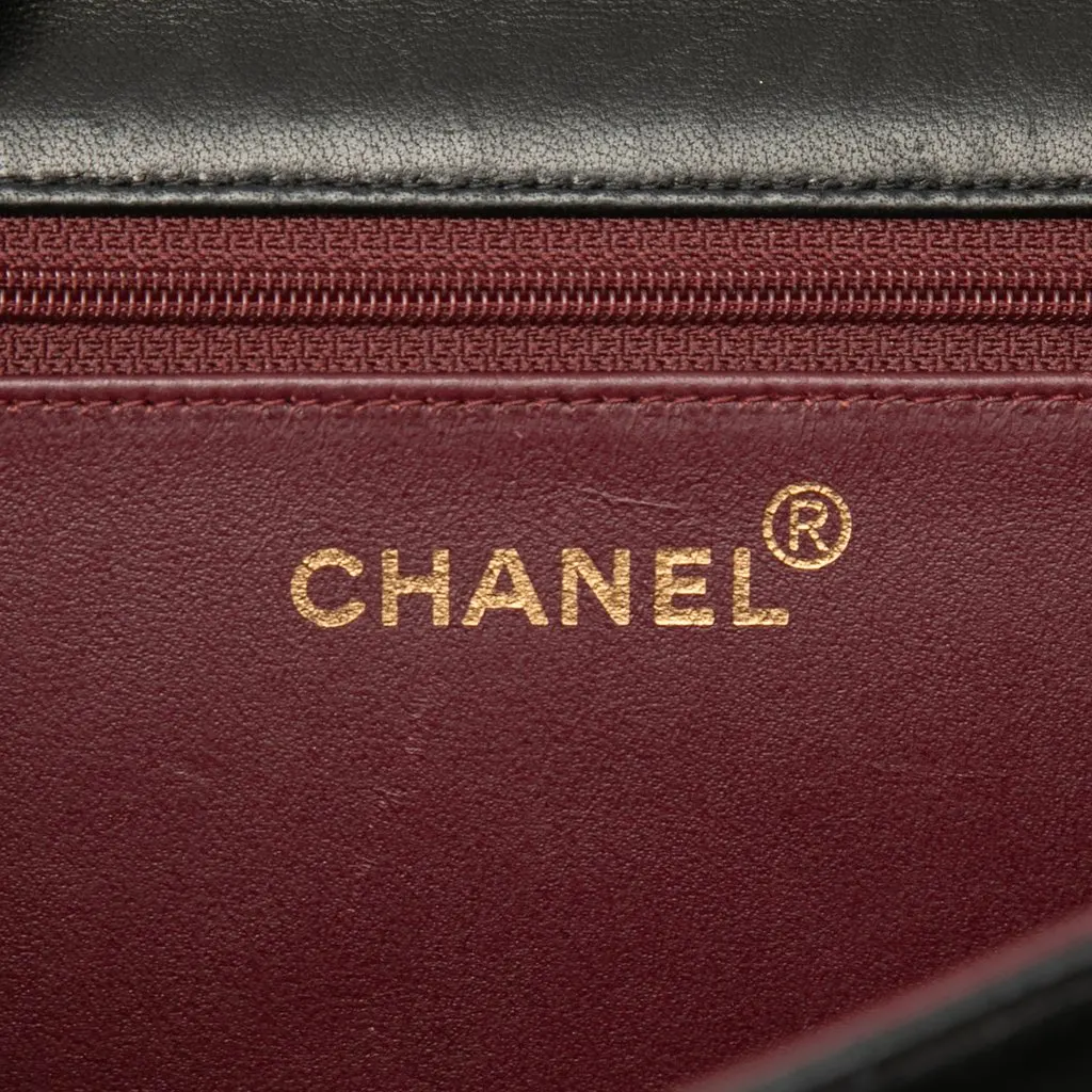 Chanel Medium CC Quilted Lambskin Single Flap Black Leather Very good - Box View