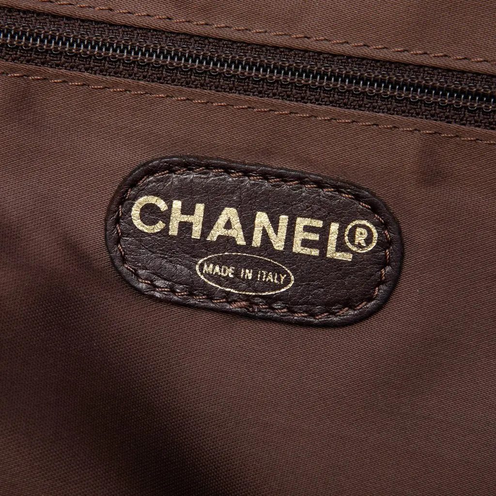 Chanel Suede LAX Logo Tote Red Leather Very good - Box View