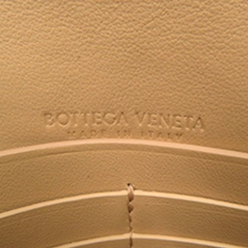 Bottega Veneta Grained Leather Flap Wallet Beige Leather Very good - Box View