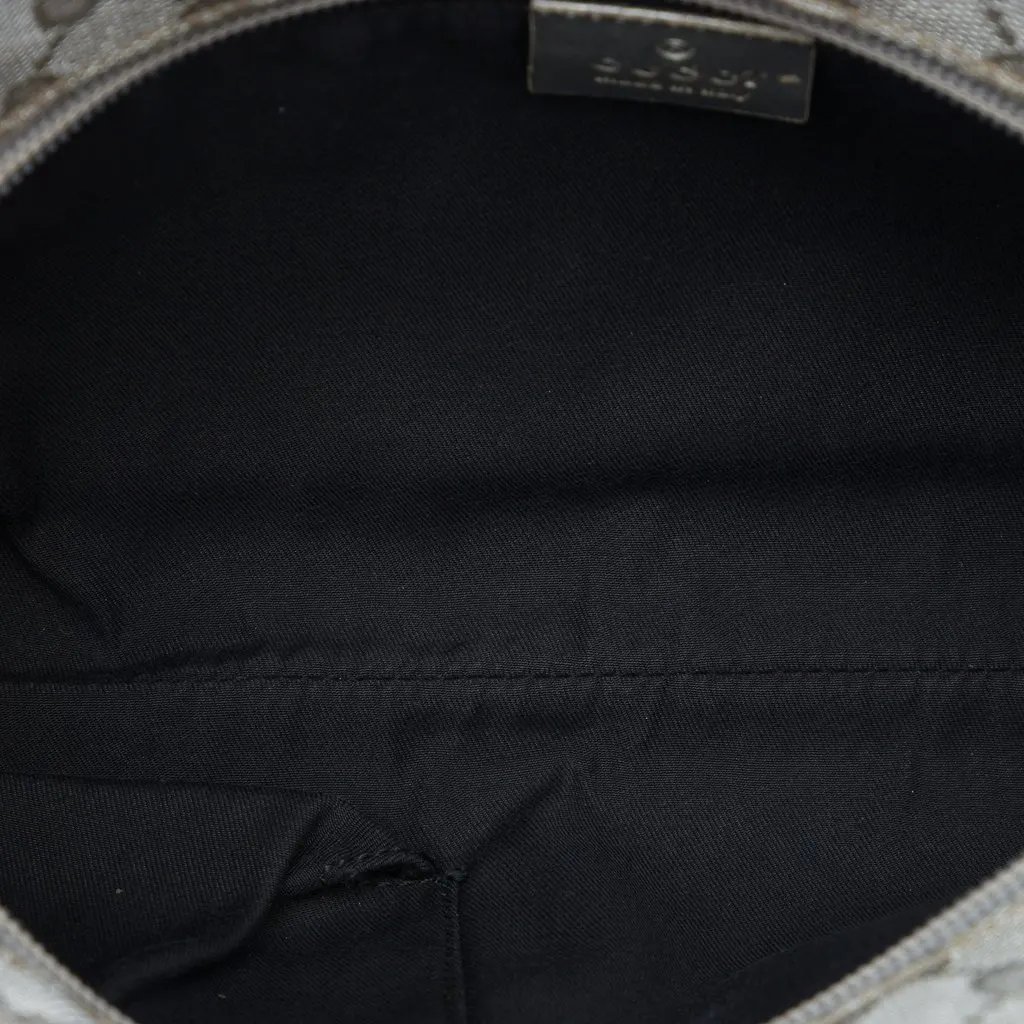 Gucci GG Canvas Web Crossbody Silver Canvas Very good - Model View