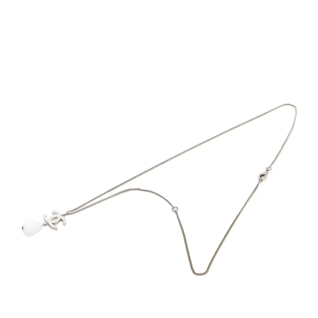 Chanel CC Brass Resin Teardrop Pendant Necklace Silver Metal Very good - Model View