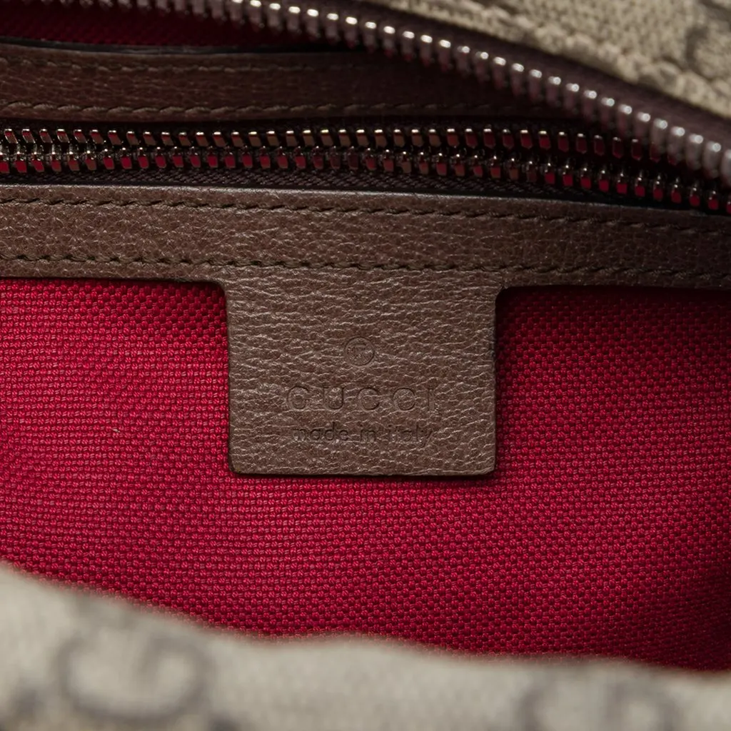 Gucci GG Supreme Soft Trunk Crossbody Beige Very good - Box View