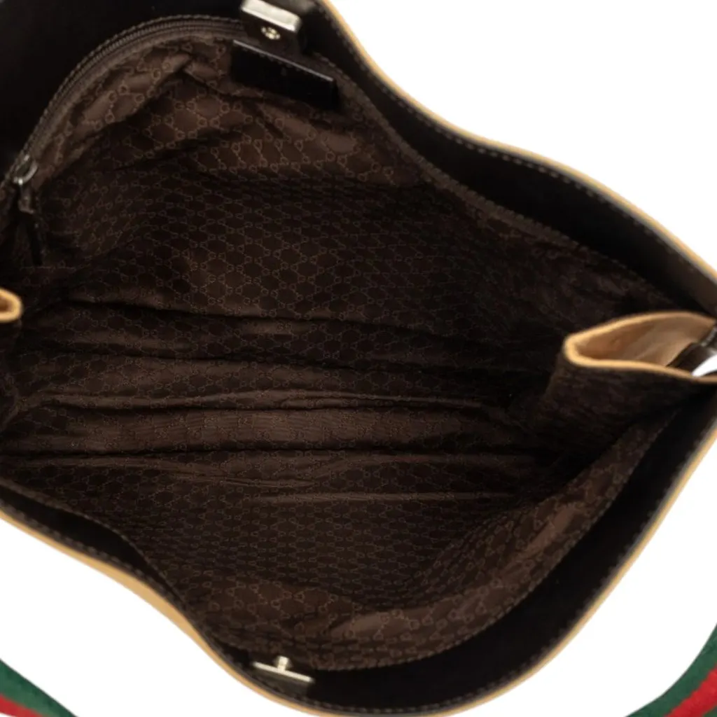 Gucci Canvas Web Shoulder Bag Beige Canvas Very good - Model View