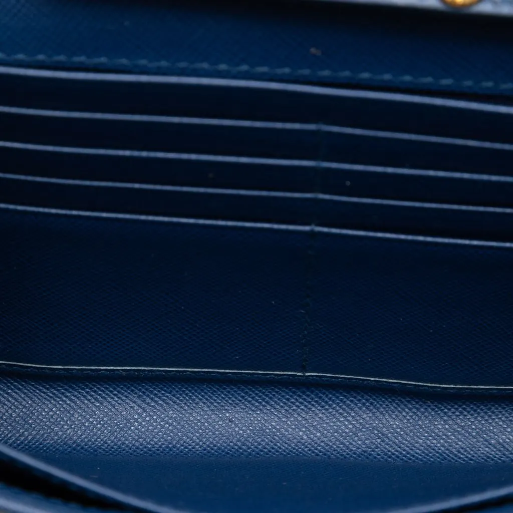 Prada Saffiano Wallet On Chain Blue Leather Very good - Model View