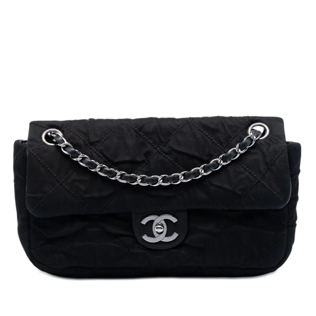 Chanel CC Ultra Stitch Mesh Flap Black Very good - Front View