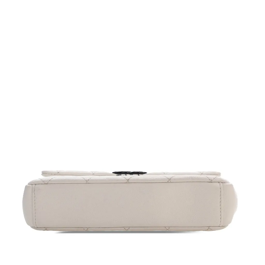 Chanel Small Quilted Caviar My Everything Flap White Leather Very good - Inside View