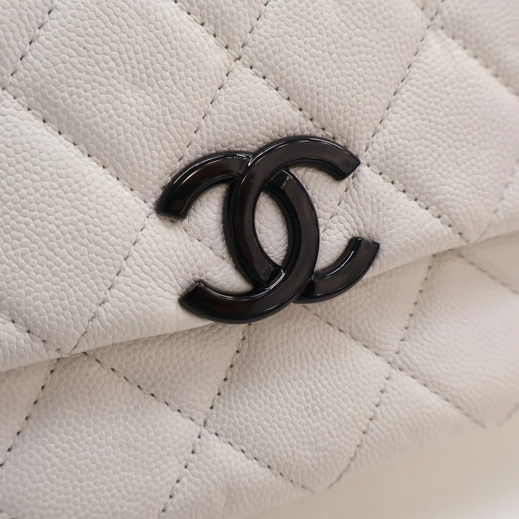 Chanel Small Quilted Caviar My Everything Flap White Leather Very good - Box View