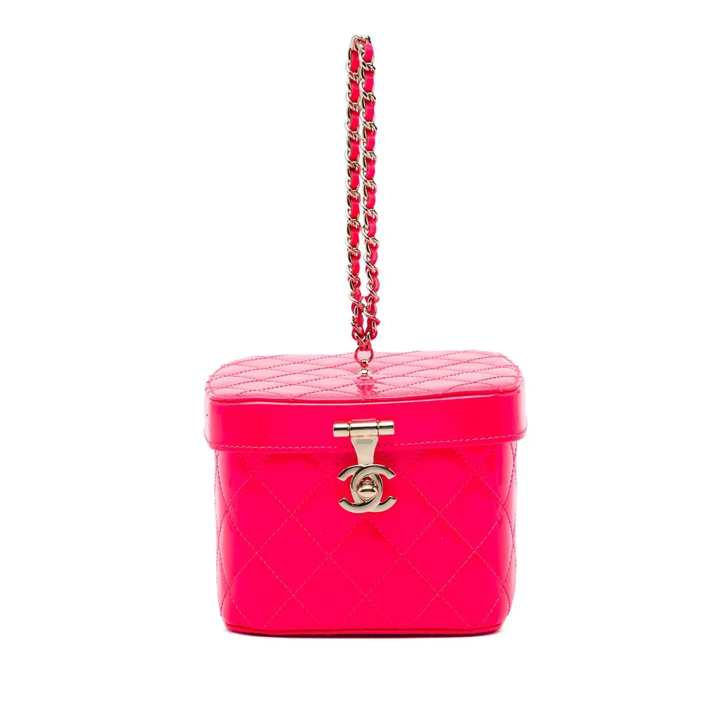 Chanel Mini CC Quilted Patent Vanity Bag Pink Leather Very good - Front View